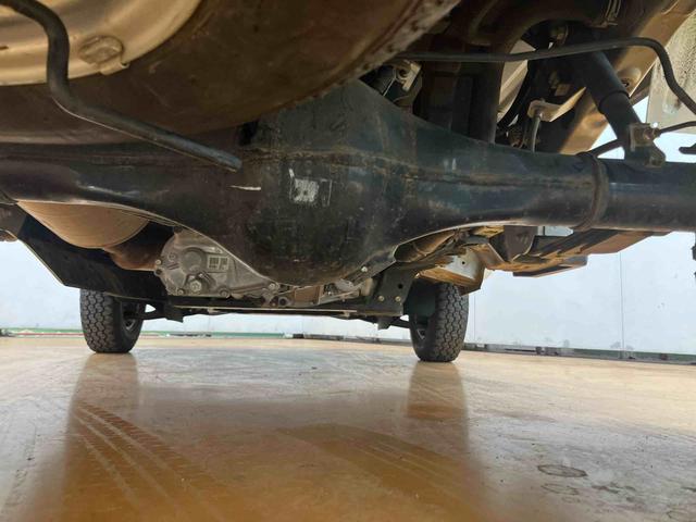 ハイゼットトラックスタンダード　農用スペシャルスーパーデフロック　４ＷＤ　荷台作業灯　スピーカー一体型ラジオチューナー　マニュアルレベリング機能付ハロゲンヘッドライト　ショッピングフック　助手席シートバックポケット　舗装路．非舗装路用タイヤ（千葉県）の中古車