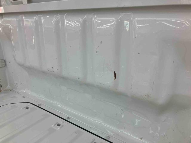 ハイゼットトラックスタンダード　農用スペシャルスーパーデフロック　４ＷＤ　荷台作業灯　スピーカー一体型ラジオチューナー　マニュアルレベリング機能付ハロゲンヘッドライト　ショッピングフック　助手席シートバックポケット　舗装路．非舗装路用タイヤ（千葉県）の中古車