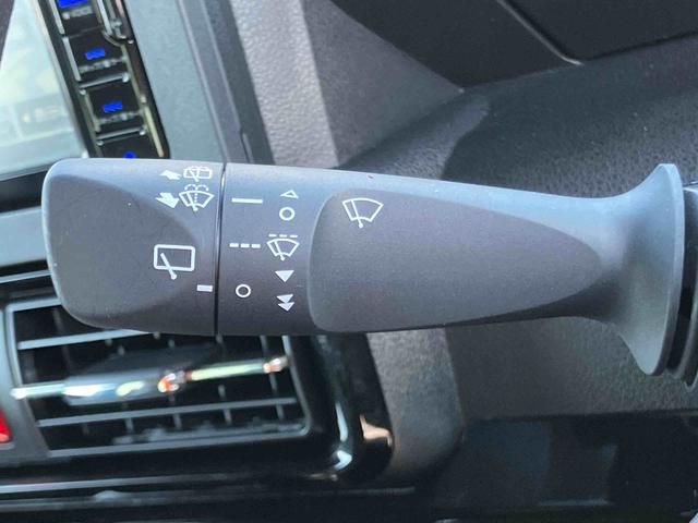 タントカスタムＸバックカメラ連動フルセグナビ　ブルートゥース対応　フロント．リヤ２カメラドライブレコーダー　衝突回避支援システム　横滑り防止装置　運転席ロングスライドシート　前後コーナーセンサ−　ミラクルオープンドア（千葉県）の中古車