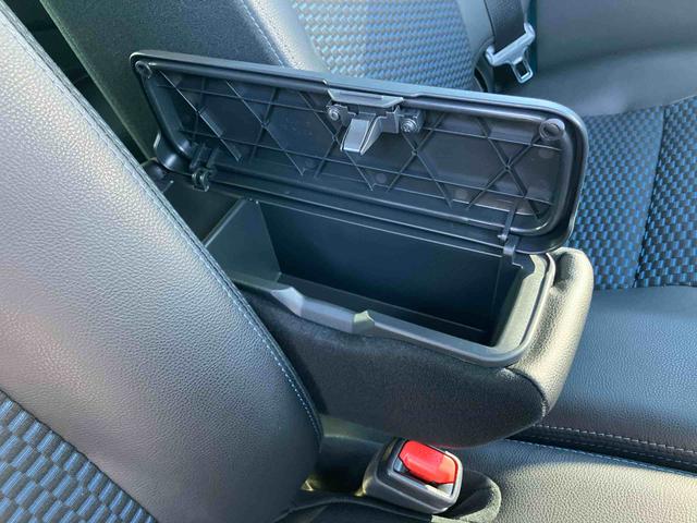 タントカスタムＸバックカメラ連動フルセグナビ　ブルートゥース対応　フロント．リヤ２カメラドライブレコーダー　衝突回避支援システム　横滑り防止装置　運転席ロングスライドシート　前後コーナーセンサ−　ミラクルオープンドア（千葉県）の中古車