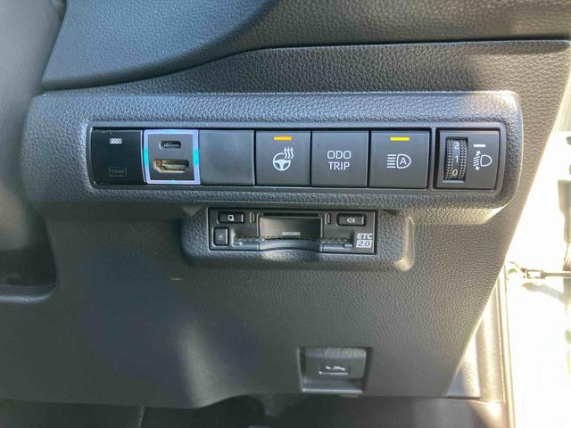 カローラＷ／Ｂ１０．５型ＤＳＡ／ＴＶ／ＢＴ／ＵＳＢ　Ｂカメラ　前後ドラレコ　ＥＴＣ　全車速追従クルコン　ステアリングヒーター　シートヒーター　ＢＳＭ　ＬＥＤヘッドライト　コーナーセンサー　電動駐車ブレーキ　アルミ（千葉県）の中古車