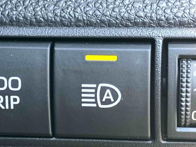 カローラＷ／Ｂ１０．５型ＤＳＡ／ＴＶ／ＢＴ／ＵＳＢ　Ｂカメラ　前後ドラレコ　ＥＴＣ　全車速追従クルコン　ステアリングヒーター　シートヒーター　ＢＳＭ　ＬＥＤヘッドライト　コーナーセンサー　電動駐車ブレーキ　アルミ（千葉県）の中古車