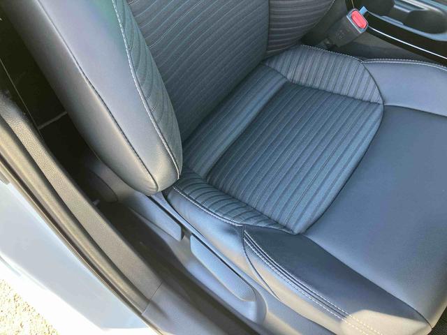 カローラＷ／Ｂ１０．５型ＤＳＡ／ＴＶ／ＢＴ／ＵＳＢ　Ｂカメラ　前後ドラレコ　ＥＴＣ　全車速追従クルコン　ステアリングヒーター　シートヒーター　ＢＳＭ　ＬＥＤヘッドライト　コーナーセンサー　電動駐車ブレーキ　アルミ（千葉県）の中古車