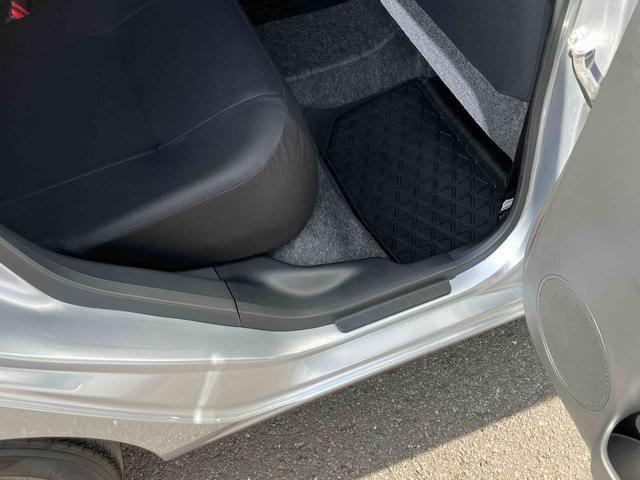 ミライースB SAIIICDチューナー 衝突被害軽減ブレーキ 横滑り防止装置 コーナーセンサー オートハイビーム キーレスエントリー 自発光式デジタルメーター 前パワーウインドウ セキュリティアラーム アイドリングストップ(千葉県)の中古車