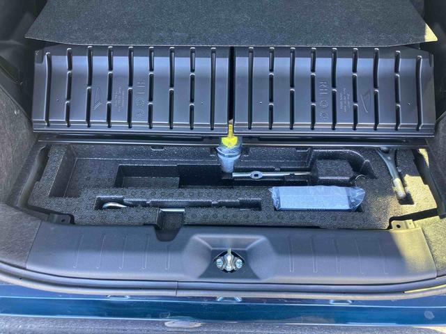 タントカスタムＸスタイルセレクションバックカメラ連動フルセグナビ　ＵＳＢ接続　ブルートゥース対応　フロント．リヤドライブレコーダー連動　ビルトインＥＴＣ　運転席ロングスライドシート　前席シートヒーター　オートライト　オートハイビーム（千葉県）の中古車