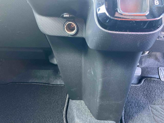 タントカスタムＸスタイルセレクションバックカメラ連動フルセグナビ　ＵＳＢ接続　ブルートゥース対応　フロント．リヤドライブレコーダー連動　ビルトインＥＴＣ　運転席ロングスライドシート　前席シートヒーター　オートライト　オートハイビーム（千葉県）の中古車