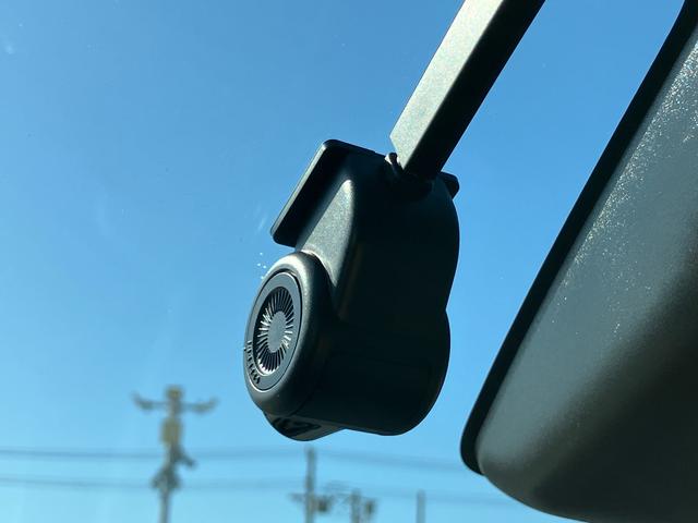 ロッキープレミアムＧ　ＨＥＶＨＥＶ　９型ナビ／ＴＶ／ＤＶＤ／ＢＴ／ＵＳＢ　全周囲カメラ　前後ドラレコ　ＥＴＣ　全車速追従クルコン　ＬＥＤヘッドランプ　ＡＤＢ　リヤフォグ　コーナーセンサー　シートヒータ　アルミ　ＢＳＭ　Ａ／Ｃ電源（千葉県）の中古車