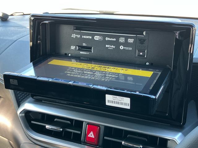 ロッキープレミアムＧ　ＨＥＶＨＥＶ　９型ナビ／ＴＶ／ＤＶＤ／ＢＴ／ＵＳＢ　全周囲カメラ　前後ドラレコ　ＥＴＣ　全車速追従クルコン　ＬＥＤヘッドランプ　ＡＤＢ　リヤフォグ　コーナーセンサー　シートヒータ　アルミ　ＢＳＭ　Ａ／Ｃ電源（千葉県）の中古車