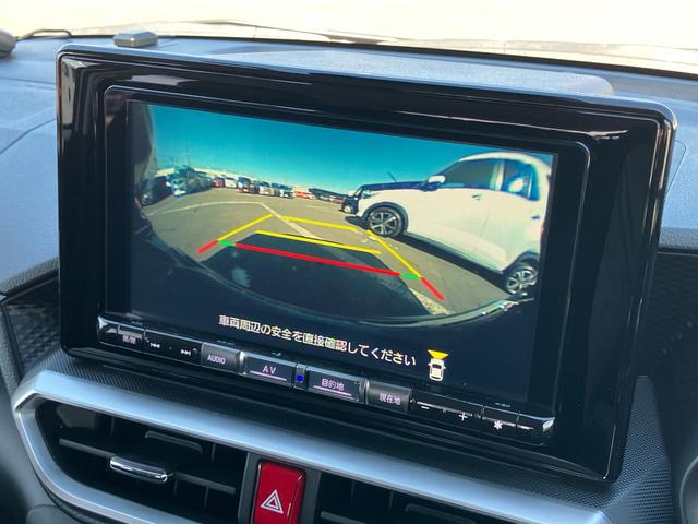 ロッキープレミアムＧ　ＨＥＶＨＥＶ　９型ナビ／ＴＶ／ＤＶＤ／ＢＴ／ＵＳＢ　全周囲カメラ　前後ドラレコ　ＥＴＣ　全車速追従クルコン　ＬＥＤヘッドランプ　ＡＤＢ　リヤフォグ　コーナーセンサー　シートヒータ　アルミ　ＢＳＭ　Ａ／Ｃ電源（千葉県）の中古車