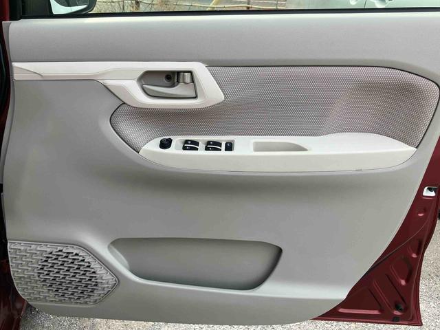 ムーヴＸ　ＳＡII衝突被害軽減ブレーキ　横滑り防止装置　アイドリングストップ　プッシュエンジンスタート　キーフリーシステム　オートライト　マニュアルレベリング機能付ハロゲンヘッドライト　ＣＤラジオチューナー（千葉県）の中古車