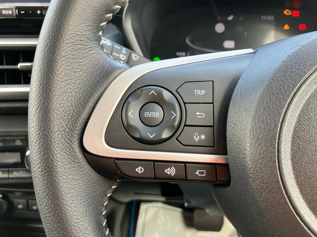 ロッキープレミアムＧ　ＨＥＶ９型ナビ／ＢＴ／ＴＶ／ＤＩＳＣ／全周囲カメラ　前後ドラレコ　ＥＴＣ　１００Ｖ電源　エアロ　１７インチＡＷ　ＬＥＤヘッド／前後フォグ　スマートキー　シートヒーター　ＢＳＭ　クルコン　衝突被害軽減ブレーキ（千葉県）の中古車