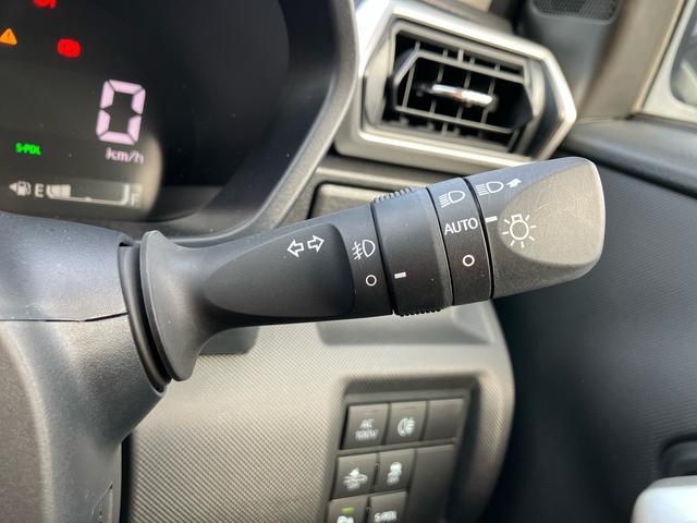 ロッキープレミアムＧ　ＨＥＶ９型ナビ／ＢＴ／ＴＶ／ＤＩＳＣ／全周囲カメラ　前後ドラレコ　ＥＴＣ　１００Ｖ電源　エアロ　１７インチＡＷ　ＬＥＤヘッド／前後フォグ　スマートキー　シートヒーター　ＢＳＭ　クルコン　衝突被害軽減ブレーキ（千葉県）の中古車