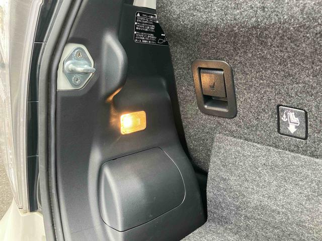 ムーヴカスタム Xリミテッド SAナビ/ワンセグ/CD/USB バックカメラ 前後コーナーセンサー LEDヘッドライト オートライト トップシェイドガラス 革巻ステアリング キーフリーシステム 盗難防止アラーム イモビライザー アルミ(千葉県)の中古車