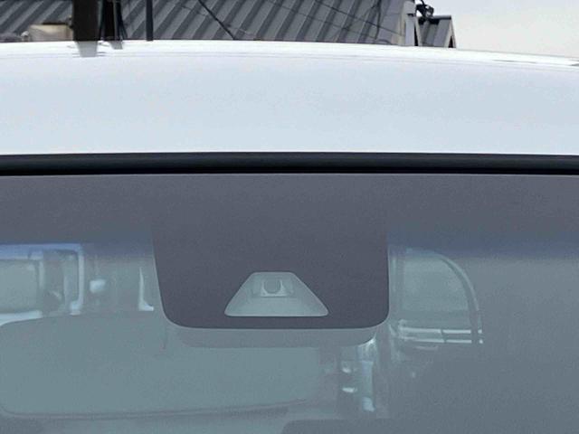 ムーヴカスタム　ＲＳ　ＳＡIIターボ　ナビ／ＴＶ／ＢＴ／ＵＳＢ／ＤＶＤ　バックカメラ　ＬＥＤヘッドライト　オートライト　トップシェイドガラス　革巻ステアリング　ステアリングリモコン　キーフリー　盗難防止アラーム　アルミ　スマアシ２（千葉県）の中古車