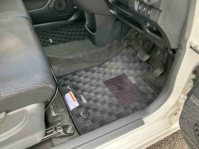 ムーヴカスタム　ＲＳ　ＳＡIIターボ　ナビ／ＴＶ／ＢＴ／ＵＳＢ／ＤＶＤ　バックカメラ　ＬＥＤヘッドライト　オートライト　トップシェイドガラス　革巻ステアリング　ステアリングリモコン　キーフリー　盗難防止アラーム　アルミ　スマアシ２（千葉県）の中古車