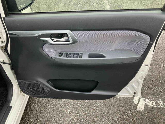 ムーヴカスタム　ＲＳ　ＳＡIIターボ　ナビ／ＴＶ／ＢＴ／ＵＳＢ／ＤＶＤ　バックカメラ　ＬＥＤヘッドライト　オートライト　トップシェイドガラス　革巻ステアリング　ステアリングリモコン　キーフリー　盗難防止アラーム　アルミ　スマアシ２（千葉県）の中古車