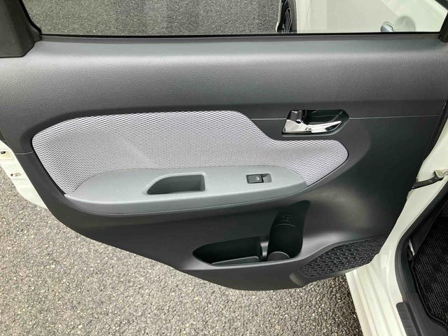 ムーヴカスタム　ＲＳ　ＳＡIIターボ　ナビ／ＴＶ／ＢＴ／ＵＳＢ／ＤＶＤ　バックカメラ　ＬＥＤヘッドライト　オートライト　トップシェイドガラス　革巻ステアリング　ステアリングリモコン　キーフリー　盗難防止アラーム　アルミ　スマアシ２（千葉県）の中古車