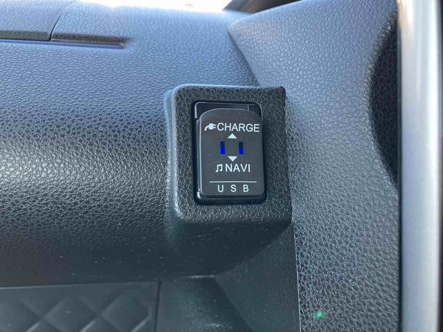 タントカスタムRSスタイルセレクション 4WDターボ 9型ナビ/BT/TV/DISC/バックカメラ/ステアスイッチ 前後ドラレコ ETC サイドガーニッシュ 両側パワスラ 15インチアルミ LEDヘッド/フォグ スマートキー シートヒーター(千葉県)の中古車