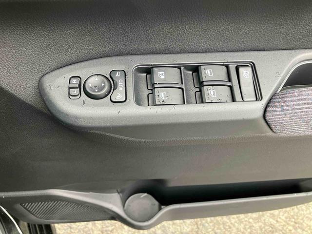 ムーヴＲＳターボエンジン　両側電動スライドドア　１５インチアルミホイール　ＬＥＤヘッド＆フォグランプ　バックカメラ　スマートキー　電動駐車ブレーキ　オート格納ドアミラー　自動追従クルコン　衝突被害軽減ブレーキ（千葉県）の中古車