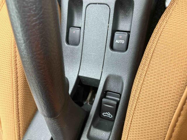 コペンセロターボエンジン　ナビ／ＢＴ／ＴＶ／ＤＩＳＣ　ＥＴＣ　電動開閉ルーフ　１６インチアルミ　ＬＥＤヘッドライト　ハロゲンフォグランプ　スマートキー　シートヒーター　シーケンシャルシフトＣＶＴ　横滑り防止装置（千葉県）の中古車