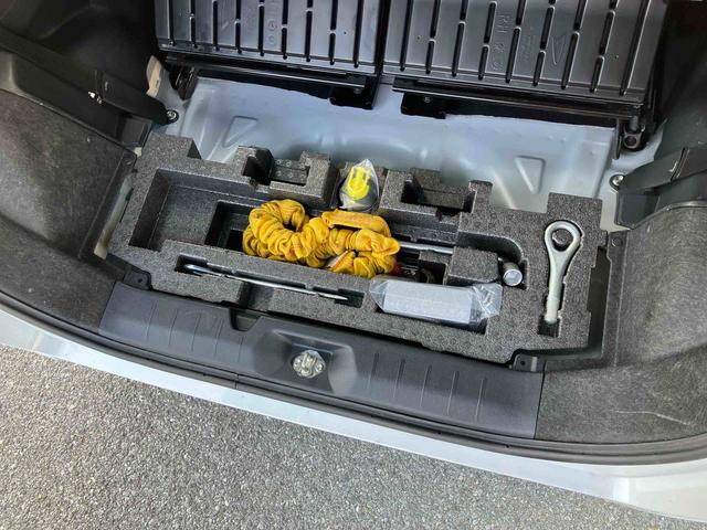 タントカスタムＲＳ９型ナビ／ＢＴ／ＴＶ／ＤＩＳＣ／バックカメラ／ステアスイッチ　前後ドラレコ　ＥＴＣ　両側パワスラ　１５インチアルミ　ＬＥＤヘッド＆フォグ　スマートキー　シートヒーター　シートバックテーブル　クルコン（千葉県）の中古車