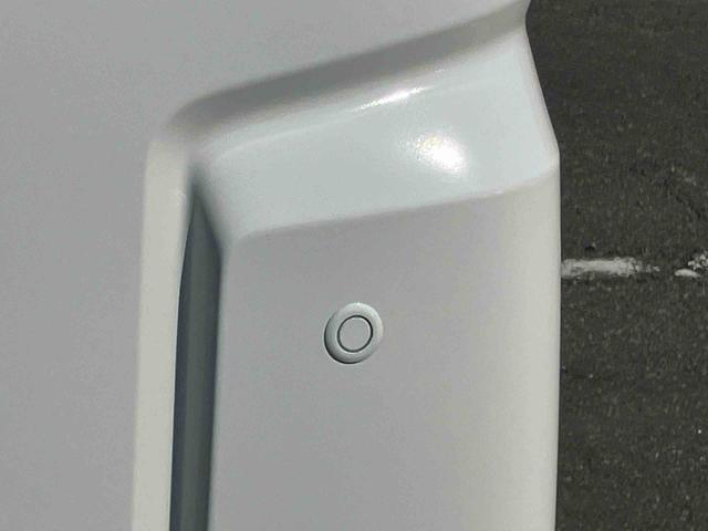 ハイゼットカーゴデラックス衝突被害軽減ブレーキ 横滑り防止装置 前後コーナーセンサー オートライト オーバーヘッドシェルフ スモークガラス パワーウィンドウ キーレスエントリー スピーカー一体AM/FMラジオ マニュアルA/C(千葉県)の中古車