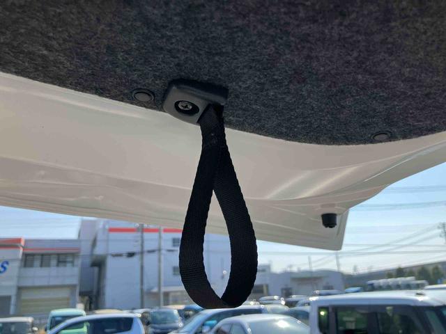 ハイゼットカーゴデラックス衝突被害軽減ブレーキ 横滑り防止装置 前後コーナーセンサー オートライト オーバーヘッドシェルフ スモークガラス パワーウィンドウ キーレスエントリー スピーカー一体AM/FMラジオ マニュアルA/C(千葉県)の中古車