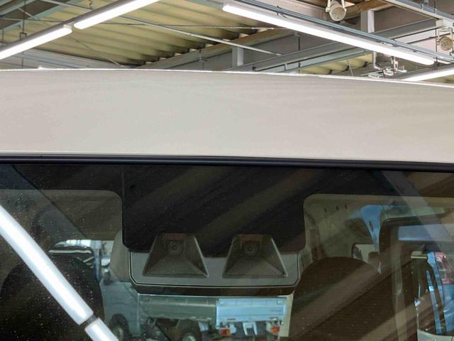 ハイゼットカーゴデラックス衝突回避支援システム　横滑り防止装置　前後コーナーセンサー　オーバーヘッドシェルフ　アイドリングストップ　オートライト　オートハイビーム　マニュアルレベリング機能付ハロゲンヘッドライト（千葉県）の中古車