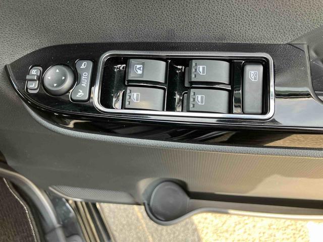 タントカスタムＸナビ／ＴＶ／ＤＶＤ／ＢＴ／ＵＳＢ　Ｂカメラ　前後ドラレコ　ＥＴＣ　両側Ｐスライド　ＬＥＤヘッドライト　オートライト　オートハイビーム　コ−ナ−センサー　シートヒーター　キーフリー　革巻きステア　アルミ（千葉県）の中古車