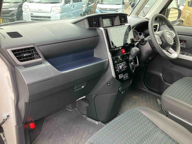 トールカスタムＧスマホ連携９インチディスプレイオーディオ　ＵＳＢ接続　ＨＤＭＩ接続　ブルートゥース対応　衝突回避支援システム　横滑り防止装置　アダプティブクルーズコントロール　ホールド機能付き電動パーキングブレーキ（千葉県）の中古車