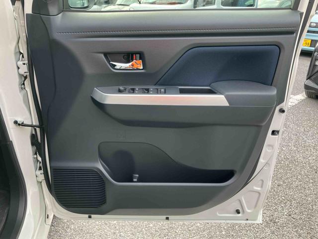 トールカスタムＧスマホ連携９インチディスプレイオーディオ　ＵＳＢ接続　ＨＤＭＩ接続　ブルートゥース対応　衝突回避支援システム　横滑り防止装置　アダプティブクルーズコントロール　ホールド機能付き電動パーキングブレーキ（千葉県）の中古車