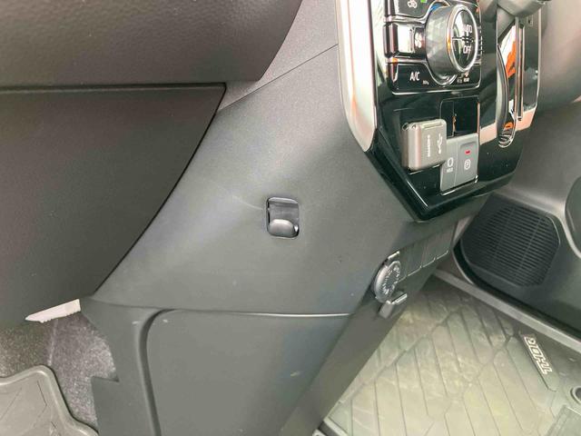 トールカスタムＧスマホ連携９インチディスプレイオーディオ　ＵＳＢ接続　ＨＤＭＩ接続　ブルートゥース対応　衝突回避支援システム　横滑り防止装置　アダプティブクルーズコントロール　ホールド機能付き電動パーキングブレーキ（千葉県）の中古車