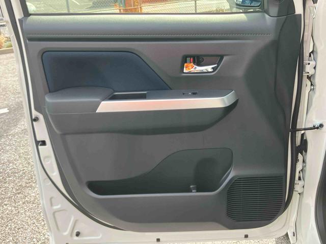 トールカスタムＧスマホ連携９インチディスプレイオーディオ　ＵＳＢ接続　ＨＤＭＩ接続　ブルートゥース対応　衝突回避支援システム　横滑り防止装置　アダプティブクルーズコントロール　ホールド機能付き電動パーキングブレーキ（千葉県）の中古車