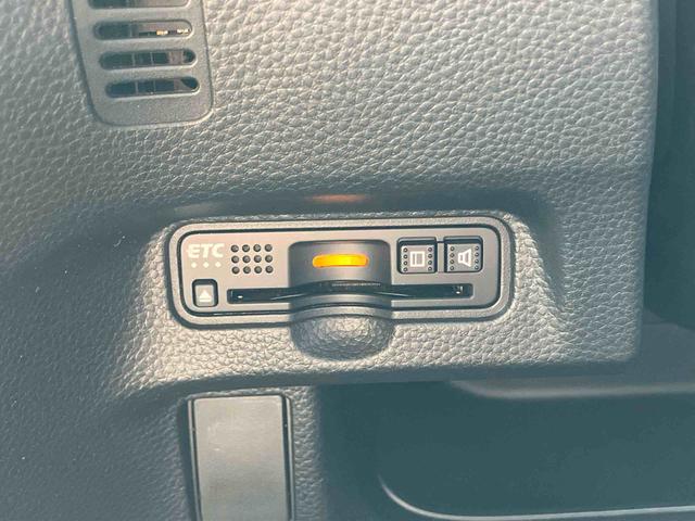 Ｎ−ＢＯＸカスタムＧ・Ｌターボホンダセンシング４ＷＤ　ターボ　８型ナビ／ＴＶ／ＤＶＤ／ＢＴ／ＵＳＢ　バックカメラ　ＥＴＣ　パドルシフト　ＬＥＤヘッドライト　オートライト　シートヒーター　衝突軽減ブレーキ　前後コーナーセンサー　ハーフシェイドガラス（千葉県）の中古車