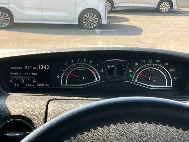 Ｎ−ＢＯＸカスタムＧ・Ｌターボホンダセンシング４ＷＤ　ターボ　８型ナビ／ＴＶ／ＤＶＤ／ＢＴ／ＵＳＢ　バックカメラ　ＥＴＣ　パドルシフト　ＬＥＤヘッドライト　オートライト　シートヒーター　衝突軽減ブレーキ　前後コーナーセンサー　ハーフシェイドガラス（千葉県）の中古車