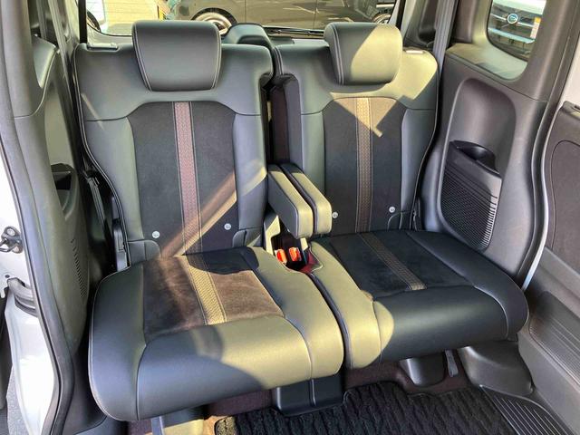 Ｎ−ＢＯＸカスタムＧ・Ｌターボホンダセンシング４ＷＤ　ターボ　８型ナビ／ＴＶ／ＤＶＤ／ＢＴ／ＵＳＢ　バックカメラ　ＥＴＣ　パドルシフト　ＬＥＤヘッドライト　オートライト　シートヒーター　衝突軽減ブレーキ　前後コーナーセンサー　ハーフシェイドガラス（千葉県）の中古車