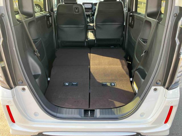 Ｎ−ＢＯＸカスタムＧ・Ｌターボホンダセンシング４ＷＤ　ターボ　８型ナビ／ＴＶ／ＤＶＤ／ＢＴ／ＵＳＢ　バックカメラ　ＥＴＣ　パドルシフト　ＬＥＤヘッドライト　オートライト　シートヒーター　衝突軽減ブレーキ　前後コーナーセンサー　ハーフシェイドガラス（千葉県）の中古車