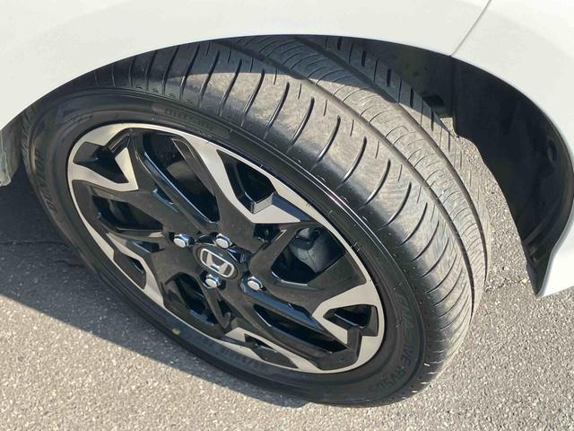 Ｎ−ＢＯＸカスタムＧ・Ｌターボホンダセンシング４ＷＤ　ターボ　８型ナビ／ＴＶ／ＤＶＤ／ＢＴ／ＵＳＢ　バックカメラ　ＥＴＣ　パドルシフト　ＬＥＤヘッドライト　オートライト　シートヒーター　衝突軽減ブレーキ　前後コーナーセンサー　ハーフシェイドガラス（千葉県）の中古車