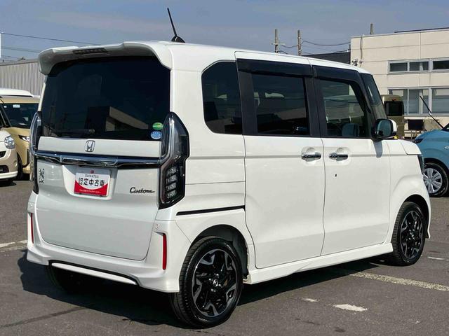 Ｎ−ＢＯＸカスタムＧ・Ｌターボホンダセンシング４ＷＤ　ターボ　８型ナビ／ＴＶ／ＤＶＤ／ＢＴ／ＵＳＢ　バックカメラ　ＥＴＣ　パドルシフト　ＬＥＤヘッドライト　オートライト　シートヒーター　衝突軽減ブレーキ　前後コーナーセンサー　ハーフシェイドガラス（千葉県）の中古車