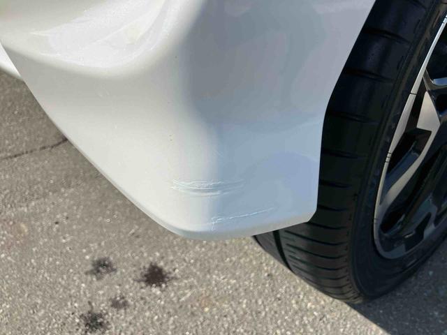 Ｎ−ＢＯＸカスタムＧ・Ｌターボホンダセンシング４ＷＤ　ターボ　８型ナビ／ＴＶ／ＤＶＤ／ＢＴ／ＵＳＢ　バックカメラ　ＥＴＣ　パドルシフト　ＬＥＤヘッドライト　オートライト　シートヒーター　衝突軽減ブレーキ　前後コーナーセンサー　ハーフシェイドガラス（千葉県）の中古車