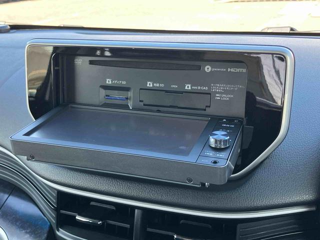 ムーヴカスタム RS ハイパーSAターボ ナビ/TV/BT/USB/DVD バックカメラ LEDヘッドライト オートライト トップシェイドガラス 革巻きハンドル ステアリングリモコン キーフリーシステム 盗難防止警報 アルミホイール(千葉県)の中古車