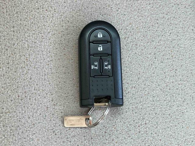 ムーヴキャンバスGメイクアップVS SAIIIナビ/TV/DVD/BT/USB 全周囲カメラ ETC 運転席シートヒーター LEDヘッドライト オートライト オートハイビーム スマアシ フロントガラスディアイサー 両側電動スライド 置き楽BOX(千葉県)の中古車