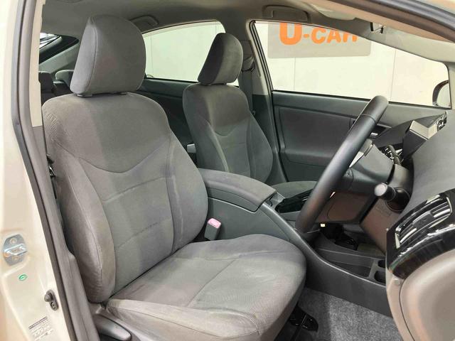 プリウスＳツーリングセレクションＨＤＤフルセグナビ　ブルートゥース対応　ビルトインＥＴＣ　センターコンソール下イルミネーション　リヤトノカバー　テレスコピックステアリング　バニティーミラー．照明付き左右サンバイザー（千葉県）の中古車