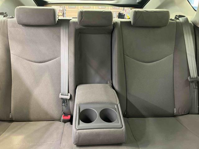 プリウスＳツーリングセレクションＨＤＤフルセグナビ　ブルートゥース対応　ビルトインＥＴＣ　センターコンソール下イルミネーション　リヤトノカバー　テレスコピックステアリング　バニティーミラー．照明付き左右サンバイザー（千葉県）の中古車