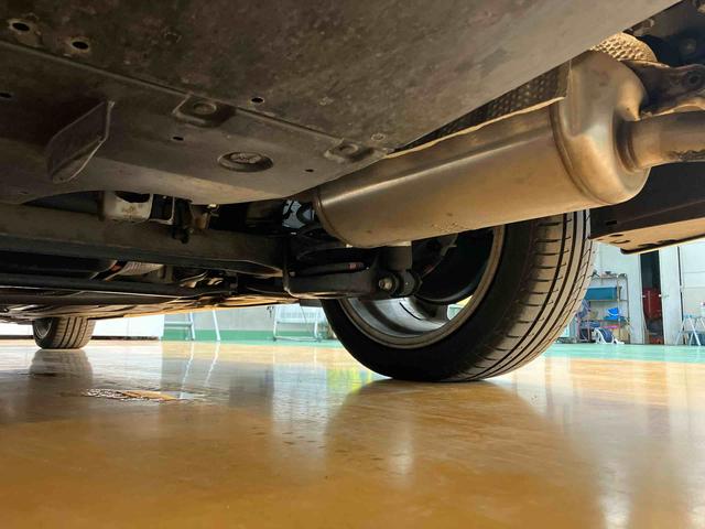 プリウスＳツーリングセレクションＨＤＤフルセグナビ　ブルートゥース対応　ビルトインＥＴＣ　センターコンソール下イルミネーション　リヤトノカバー　テレスコピックステアリング　バニティーミラー．照明付き左右サンバイザー（千葉県）の中古車