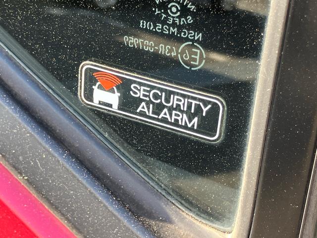 ミライースＬ　ＳＡIIIＣＤ／ＡＭ・ＦＭラジオ　ＡＵＸ接続　ＥＴＣ　デジタルメーター　衝突被害軽減ブレーキ　誤発進抑制機能　オートハイビーム　ハロゲンヘッドランプ　前後コーナーセンサー　キーレス　盗難防止警報（千葉県）の中古車