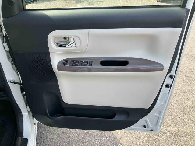 ムーヴキャンバスＧメイクアップリミテッド　ＳＡIII８型ナビ／ＴＶ／ＤＶＤ／ＢＴ／ＵＳＢ　全周囲カメラ　前後ドラレコ　置楽ボックス　ＬＥＤヘッドライト　オートライト　オートハイビーム　スマアシ　両側電動スライドドア　キーフリー　盗難防止警報　ステリモ（千葉県）の中古車