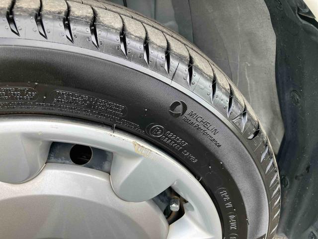 ムーヴキャンバスＧメイクアップリミテッド　ＳＡIII８型ナビ／ＴＶ／ＤＶＤ／ＢＴ／ＵＳＢ　全周囲カメラ　前後ドラレコ　置楽ボックス　ＬＥＤヘッドライト　オートライト　オートハイビーム　スマアシ　両側電動スライドドア　キーフリー　盗難防止警報　ステリモ（千葉県）の中古車