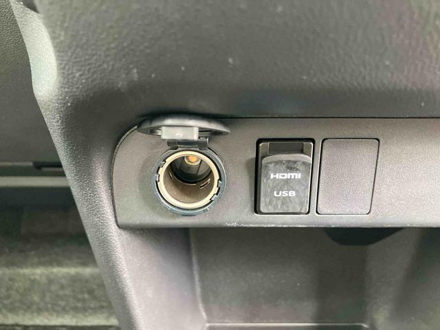 ムーヴキャンバスＧメイクアップリミテッド　ＳＡIII８型ナビ／ＴＶ／ＤＶＤ／ＢＴ／ＵＳＢ　全周囲カメラ　前後ドラレコ　置楽ボックス　ＬＥＤヘッドライト　オートライト　オートハイビーム　スマアシ　両側電動スライドドア　キーフリー　盗難防止警報　ステリモ（千葉県）の中古車