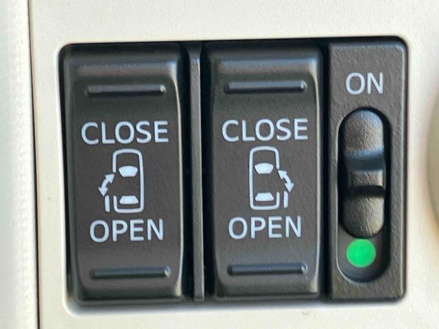 ムーヴキャンバスＧブラックインテリアリミテッド　ＳＡIIIナビ／ＴＶ／ＤＶＤ／ＢＴ／ＵＳＢ　全周囲カメラ　黒内装　ＬＥＤヘッドライト　オートライト　オートハイビーム　スマアシ　両側電動スライドドア　革巻ステアリング　ステリモ　置き楽ＢＯＸ　キーフリーシステム（千葉県）の中古車